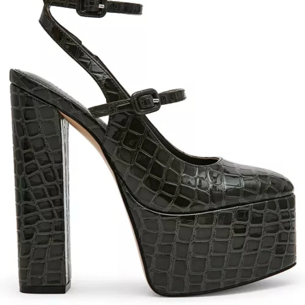 Steve Madden Olive Platform Shoes - Picture 2 of 3